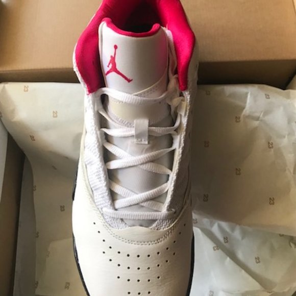 Jordan Stay Loyal - Picture 5 of 9